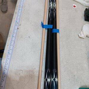 Two GSE 58" Brown 2-Piece Canadian Maple Pool Cue Sticks